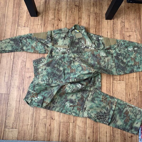 上下セット サバゲー 迷彩服Lサイズ