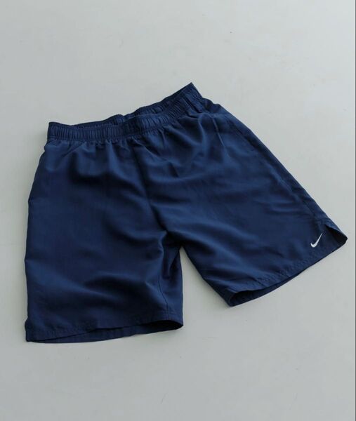 試着のみ NIKE SWIM エッセンシャル9 ボレーショーツ ネイビー 水陸両用 ナイキ ショートパンツ 水着 紺