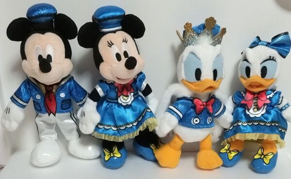 ディズニーパルパルーザ ぬいぐるみバッジ4点セット 東京ディズニーランド ドナルドのクワッキー・ダック!ダック!ダックシティ!