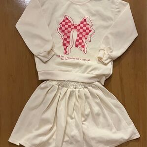 アーバンチェリー 2点セット トレーナー スウェット 長袖 リボン ホワイト 長袖Tシャツ スカート 150cm