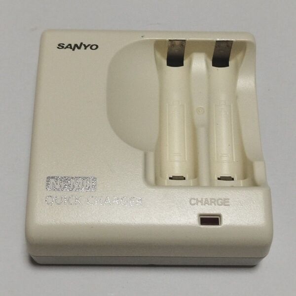 SANYO Ni-MH Quick Charger NC-MDR02 サンヨー 充電器 エネループ