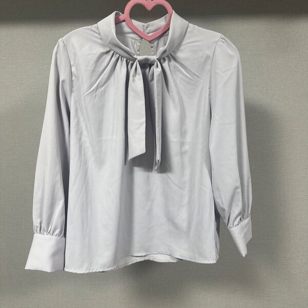 natural couture 袖口パールノット結びボータイブラウス