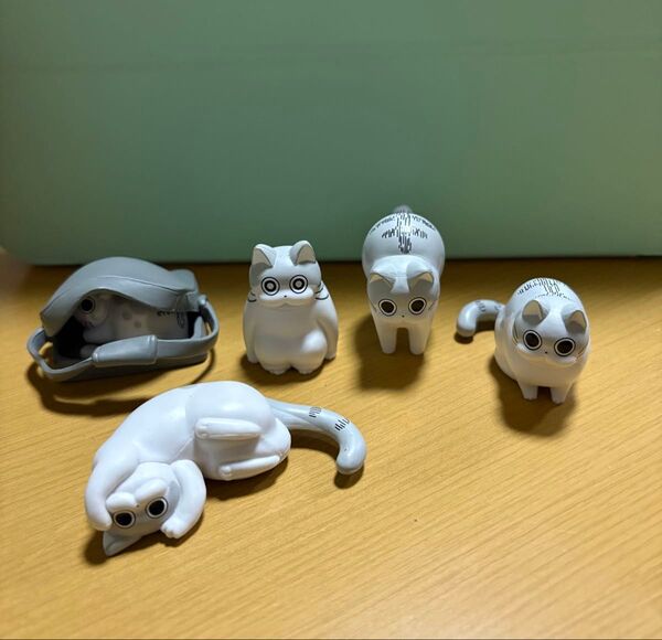 ★「夜は猫といっしょ キュルガがいっぱい カプセルコレクション フィギュア」全5種セット 猫 ガチャ★