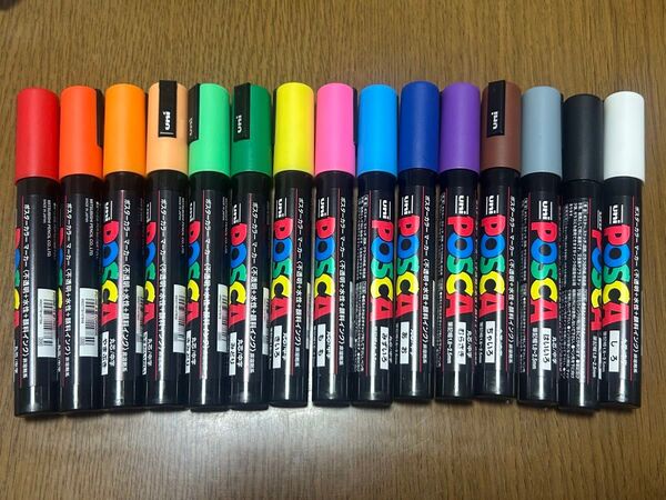ポスカ 中字 15色 posca ペン 水性 丸芯