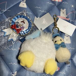 ドナルド 3個セット パスケース ぬいぐるみ アヒル キーホルダー キーチェーン ロゼット 缶バッジ◆ディズニー 王様 バースデー