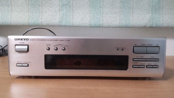 ONKYO FM AM ステレオチューナー T-411M【ジャンク】