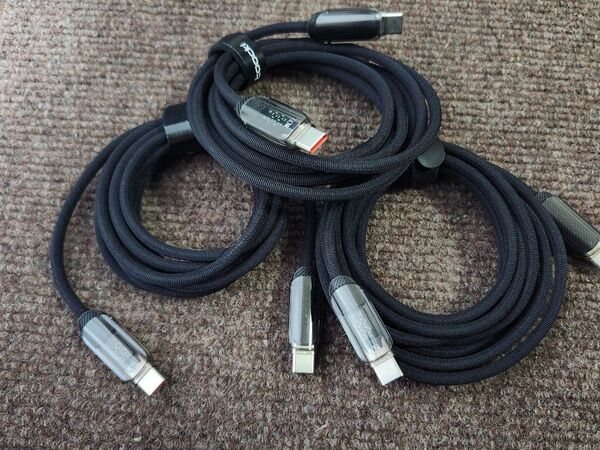 ほぼ未使用 toocki USB type-c ケーブル 黒色 3本 2m PD60W ディスプレイ付き 出力表示