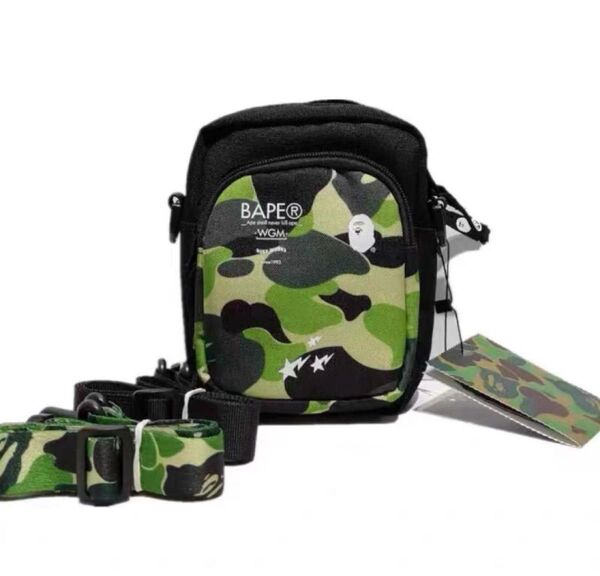 A BATHING APE アベイシングエイプ カモフラージュショルダーバッグ
