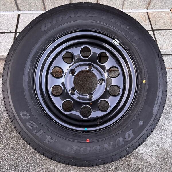 送料無料 ジムニーシエラJB74W 純正タイヤホイール 新車外し