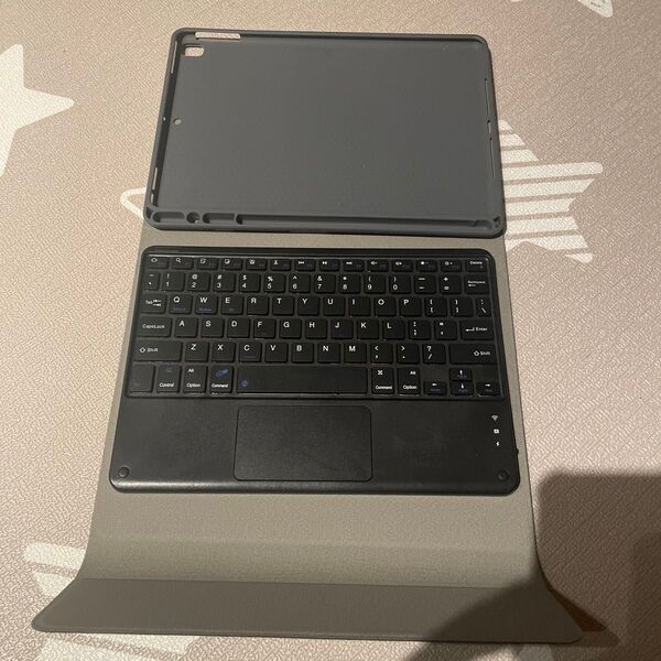 iPad キーボード ケース キーボード付きケース 取り外し タッチパッド付き ipadカバー ペン収納 ペンシル収納