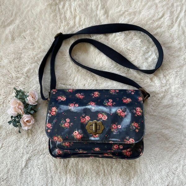 Cath Kidston(キャスキッドソン) バラ柄 ショルダー ななめ掛バッグ