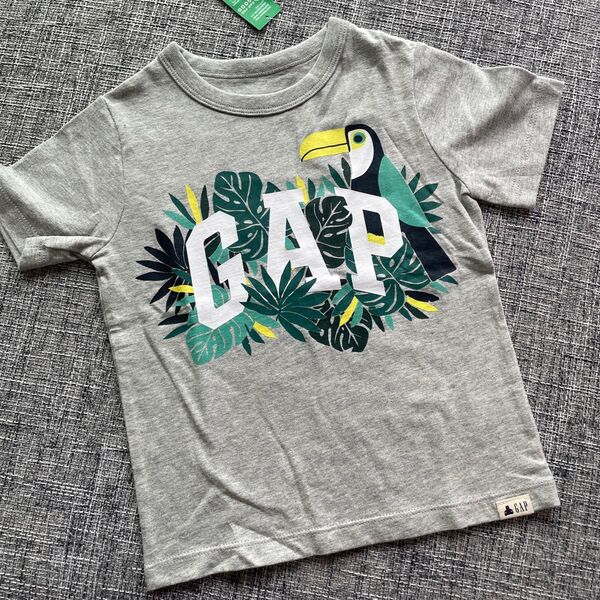 新品 未使用 半袖 Tシャツ 100 男の子 GAP