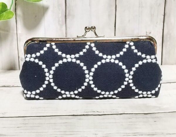 角型 がま口ポーチ メガネケース ペンケース 小物入れ 多目的ポーチ 刺繍 ドット 水玉 紺