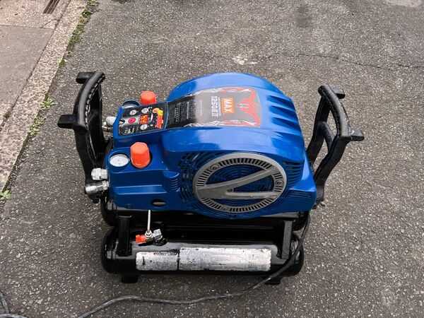 良品 大容量27LMAXマックス★高圧AK-HH1250Eエアコンプレッサー