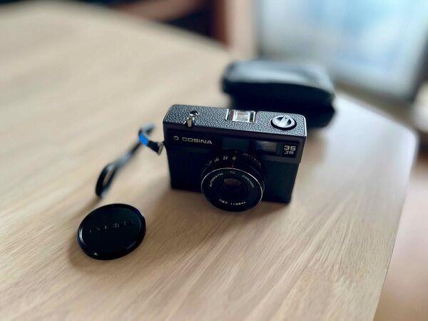 COSINA 35 JR コンパクトフィルムカメラ おまけでストロボ付き