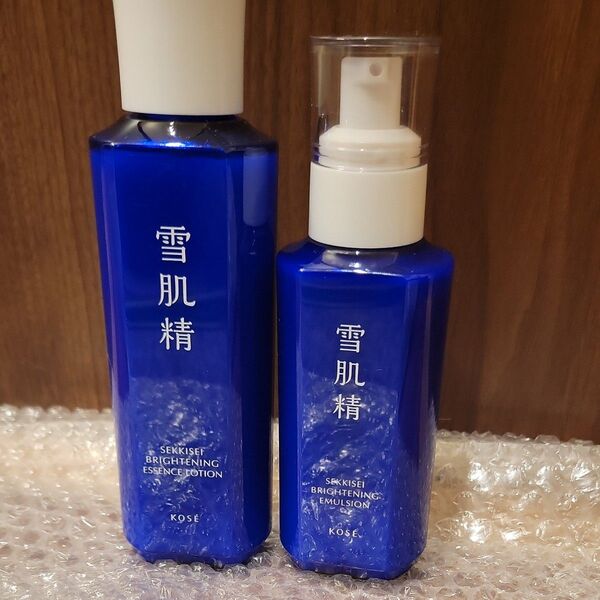 【医薬部外品】 《コーセー》 薬用雪肌精 ブライトニング エッセンス ローション 200mL