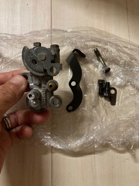キレイ NSR 50 NS-1 NS50F R MBX CRM オイルポンプ GT4 廃盤 絶版 シャフト回る GE2にも使える