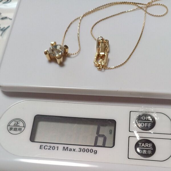 GIVENCHYジバンシィ ネックレス アクセサリー長さ約40cm ゴールドカラー。 刻印あり。オークション商品。box付けます