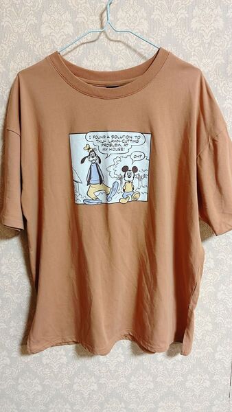 ディズニー Tシャツ ハニーズ ミッキー グーフィー ブラウン コミック調 Lサイズ