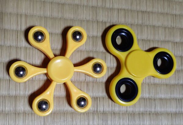 ハンドスピナー 2個セット