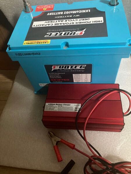 ②使用回数極少【エヴォテック】EVOTECリチウムSE-12750 充電器セット