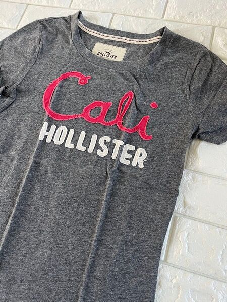 【正規品】Holister ホリスター レディースTシャツ レディーストップス Tシャツ Sサイズ グレー