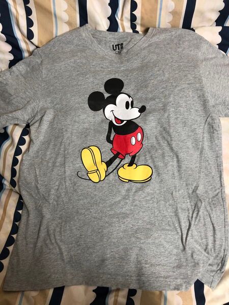 T2. ユニクロ ディズニー ミッキーマウス 半袖Tシャツ サイズM Disny