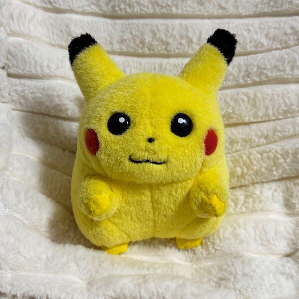 TOMY お腹を押すとなくよ ピカチュウ ぬいぐるみ レトロ 当時物 初期ピカ ポケモン 初代