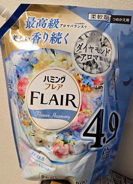 【値引き不可】ハミングフレア フラワーハーモニー 柔軟剤 詰替用 1780ml