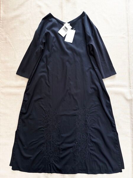 新品タグ付☆スポーティフ【大きいサイズ】ロングワンピース ネイビー 7分袖