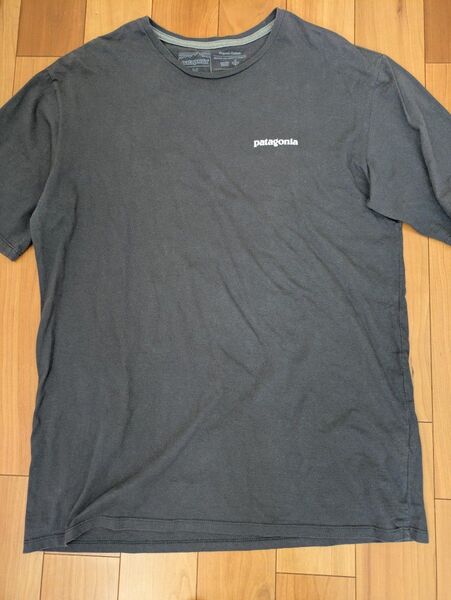 パタゴニア Tシャツ メンズМ 墨黒 オーガニックコットン Patagonia 半袖Tシャツ