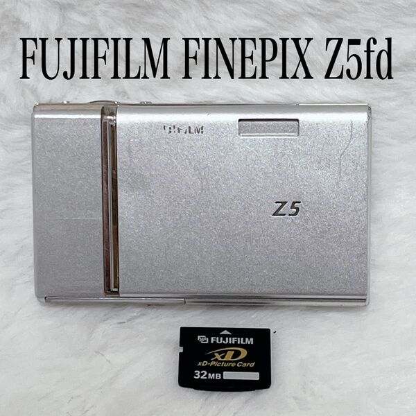 【動作品】 FUJIFILM FinePix Z5fd シルバー
