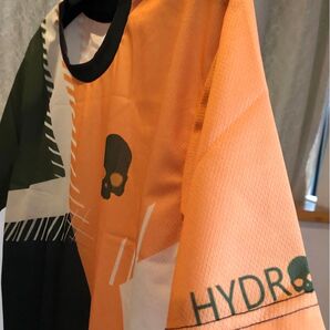 トレーニング Tシャツ 男性M