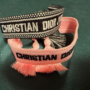 ディオールミサンガ DIOR ミサンガ 手元華やかに ピンク 黒 調整可能ブレスレット アクセサリー 希少 可愛いミサンガ 可愛い