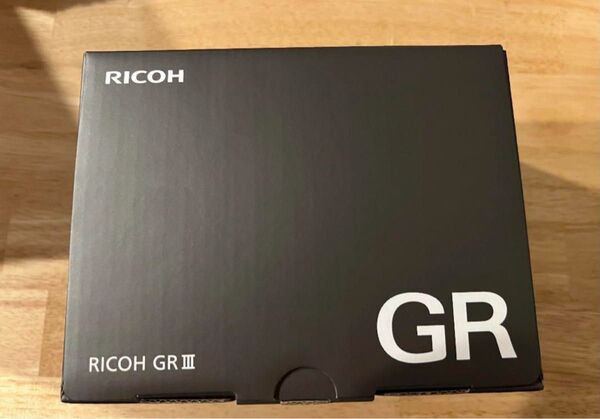 新品未使用 RICOH GR III デジタルカメラ