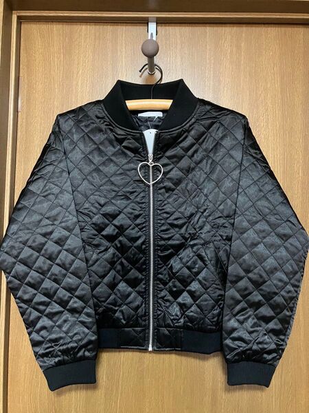 ★新品未使用★キルティングジャケットF★黒ブラックハート★ 中綿入り