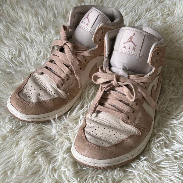 NIKE AIR JORDAN 1 MID SE ピンクベージュ 25.5cm