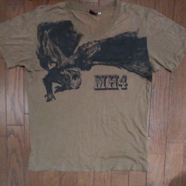 UNIQLO コラボTシャツ MH4 モンスターハンター4 ゴアマガラ ゴア・マガラ カーキ