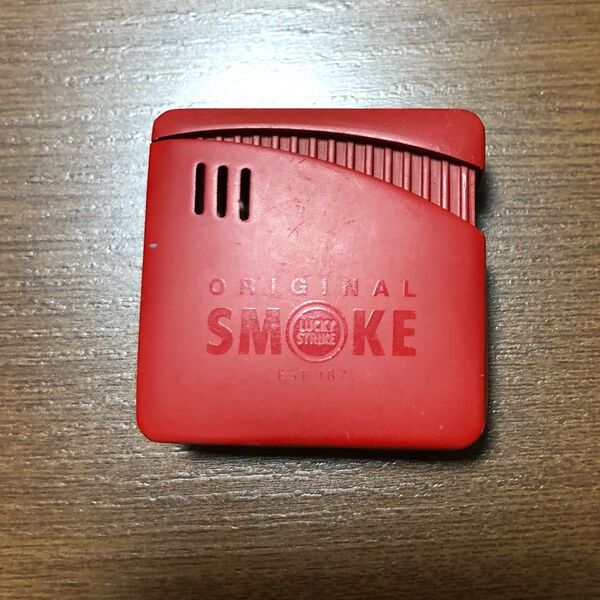 ガスライター LUCKY STRIKE