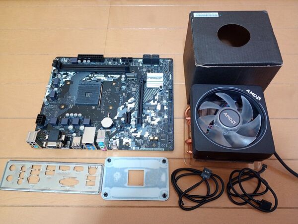 ASRock A520M TW マザーボード AMD Wraith Prism RGB CPUクーラー 自作PC