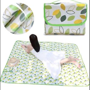 レジャーシート ピクニックマット150x100cm 2~4人用 折りたたみ防水