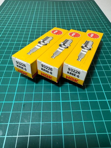 GHK KR9E-G スパークプラグ3本セット Sea-Doo 300馬力用