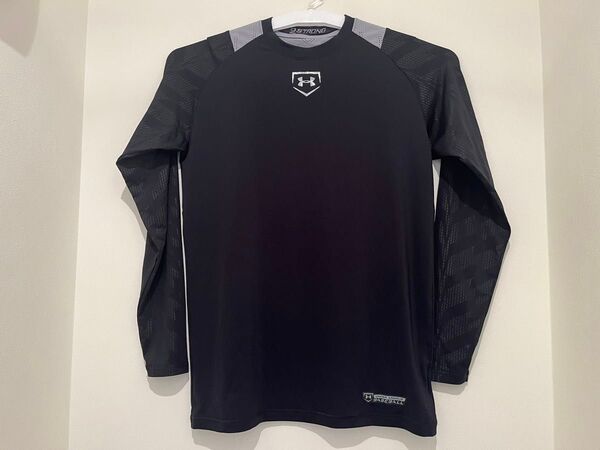 アンダーアーマー 野球 トレーニングウェア(Mサイズ)長袖 アンダーシャツ ロンT ブラック UNDER ARMOUR