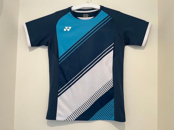ヨネックス 半袖 Tシャツ(Mサイズ)ゲームシャツ バトミントン テニス トレーニングウェア