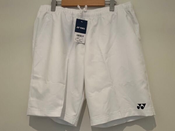 【新品】ヨネックスハーフパンツ(XOサイズ)バトミントン テニス トレーニングウェア ホワイト YONEX