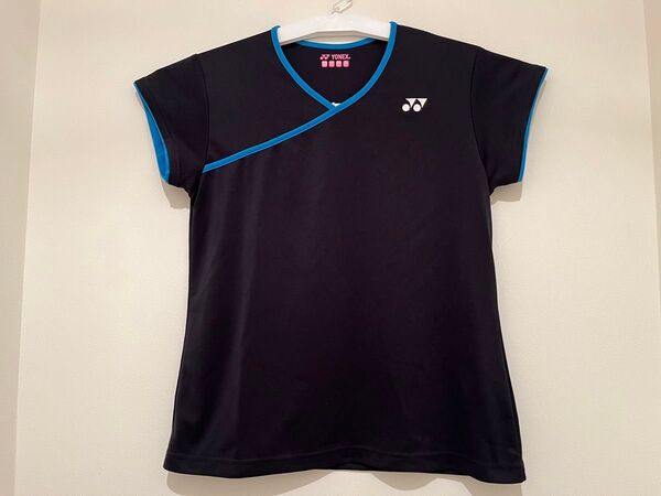 ヨネックス 半袖 ゲームシャツ(Lサイズ)バトミントン テニス トレーニングウェア YONEX ブラック×ブルー