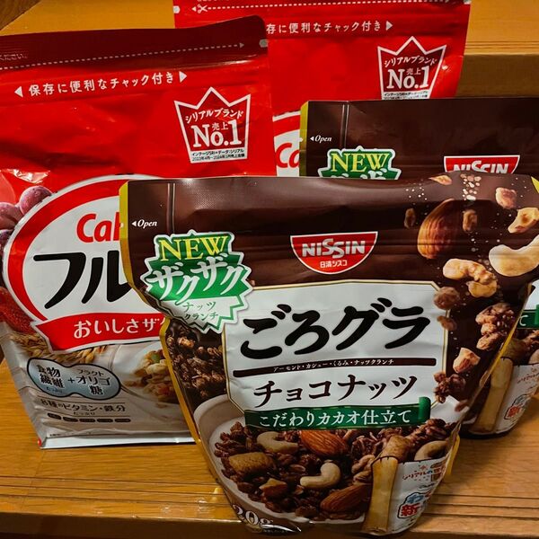 カルビーフルグラ700g×2袋+日清ゴログラ(チョコナッツ)320g×2袋 4袋セット