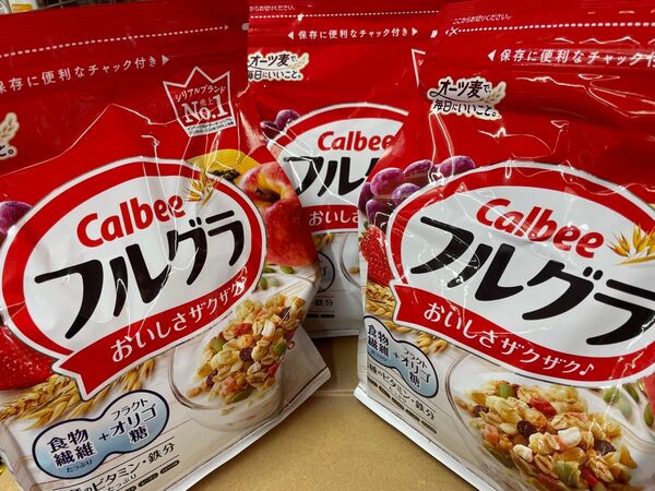 カルビーフルグラ 750g×3袋 賞味期限25年10月