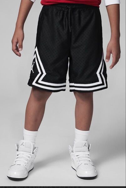 NIKE JORDAN キッズ バスケパンツ 6-7YRS 116-122cm ジョーダン ショートパンツ メッシュハーフパンツ