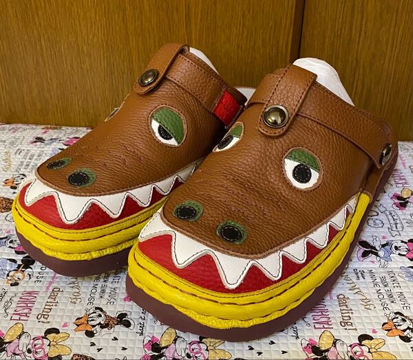 未使用Estacion エスタシオン ワニモチーフ2way本革サボシューズ
